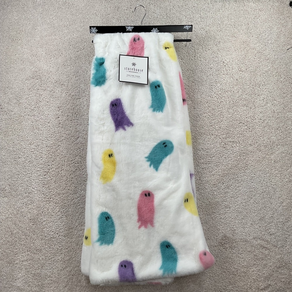 Storehouse Seasonal Faux Fur Ghost Throw 50x70 White Multi Color Halloween